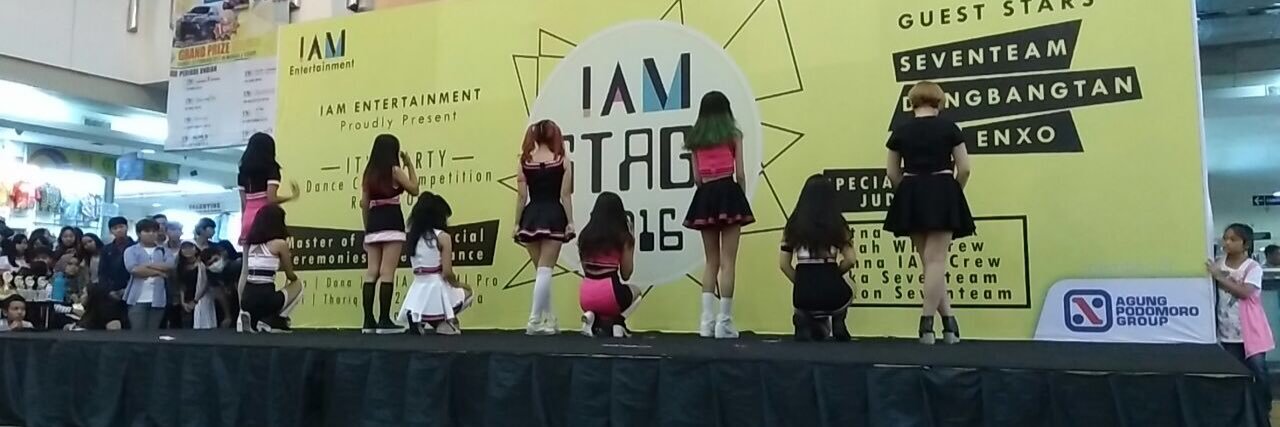 ｕｎｉｃｏｒｎｓ banner