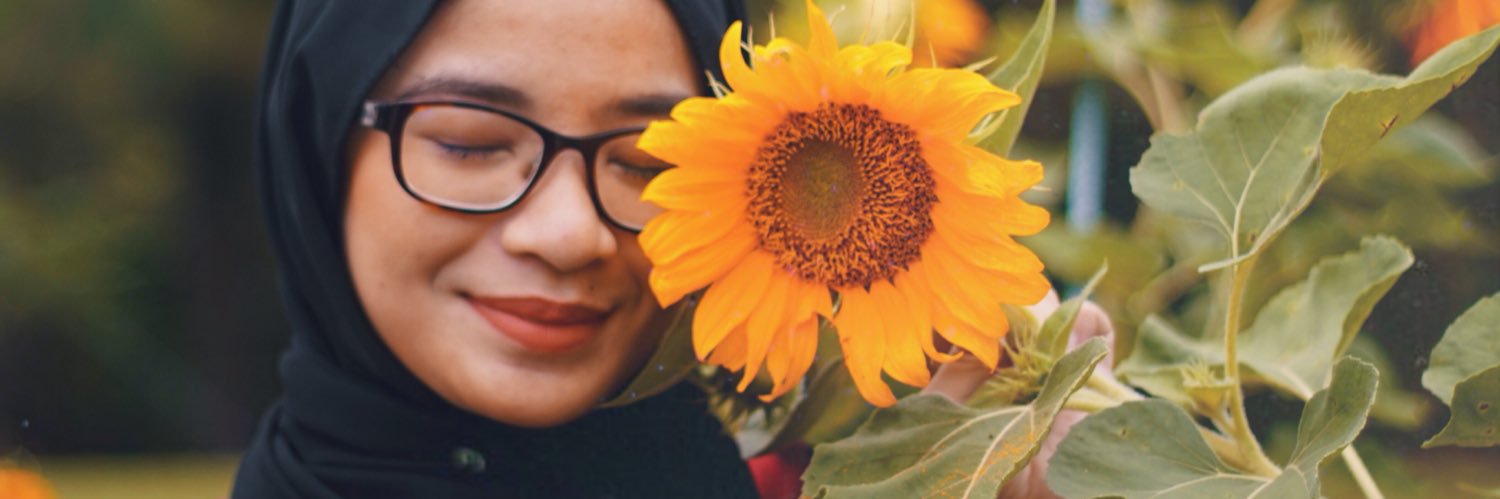 deendongg's profile banner image