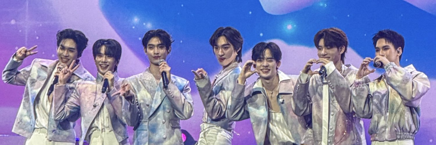 oomii3e's profile banner image