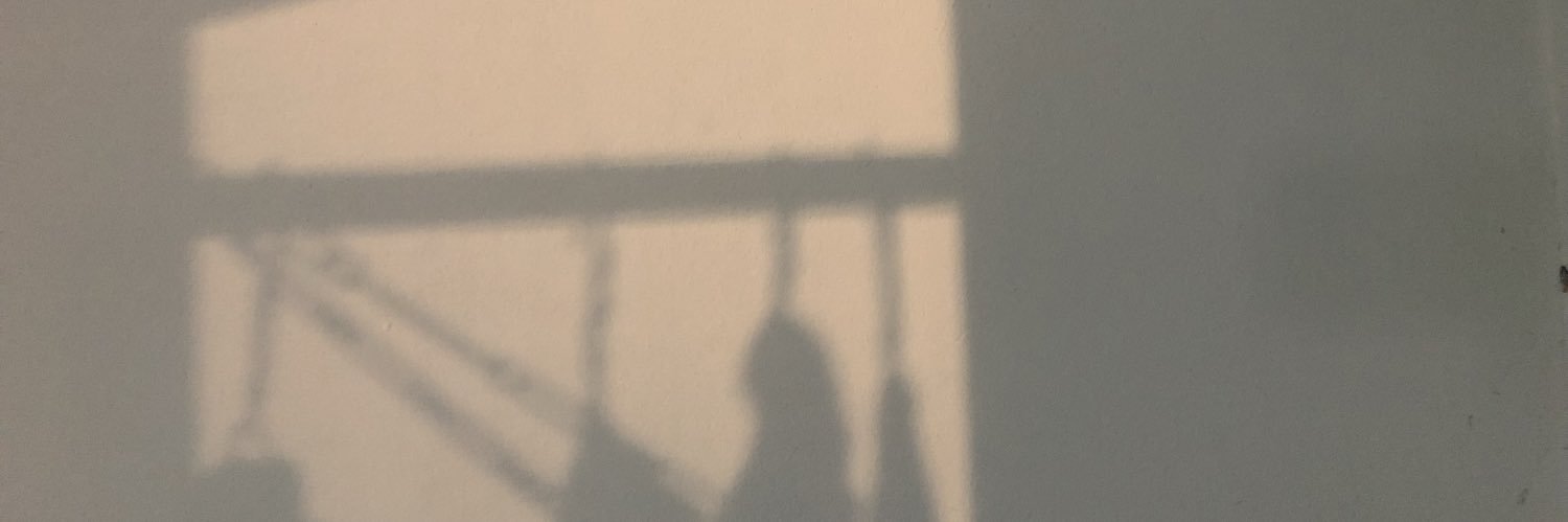 b banner