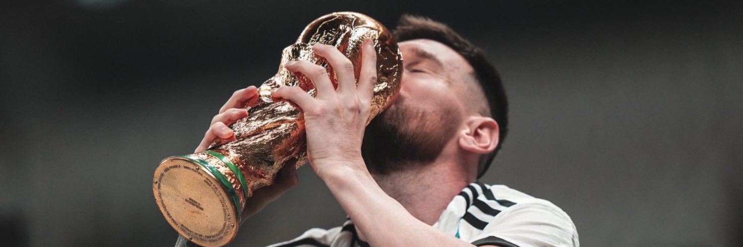 Beelusuarez_'s profile banner image