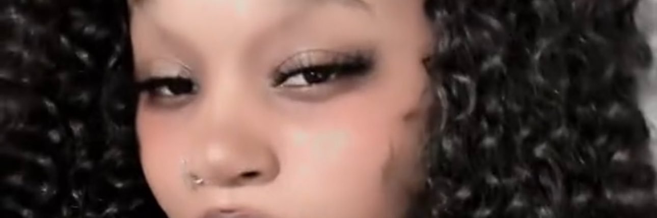 Unvniya0's profile banner image