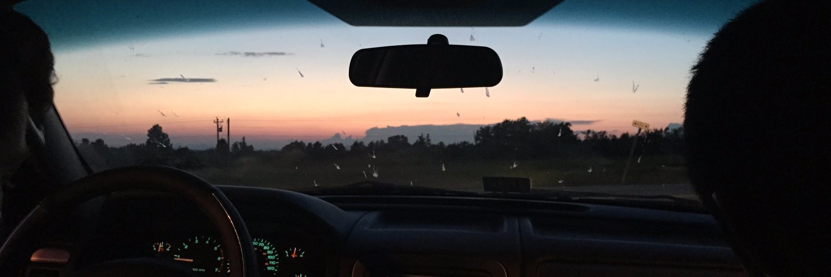 lowkeyhuy's profile banner image