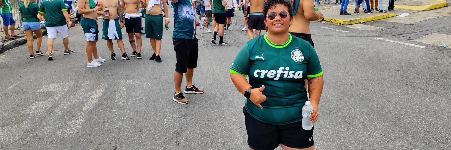 daniela_paulad's profile banner image