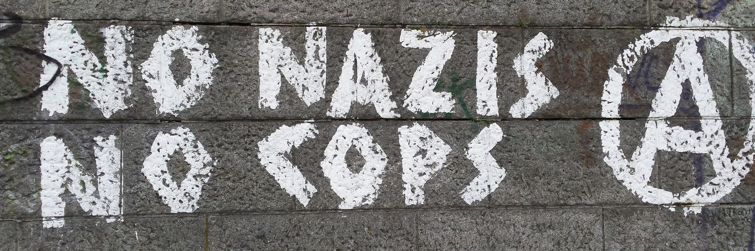 Mausoleum Neeson banner