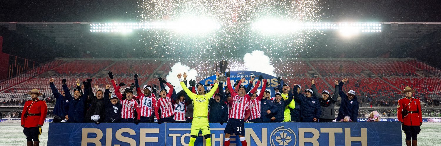 lev_mejia's profile banner image