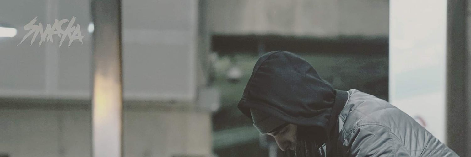 SHESMACKSHARD's profile banner image