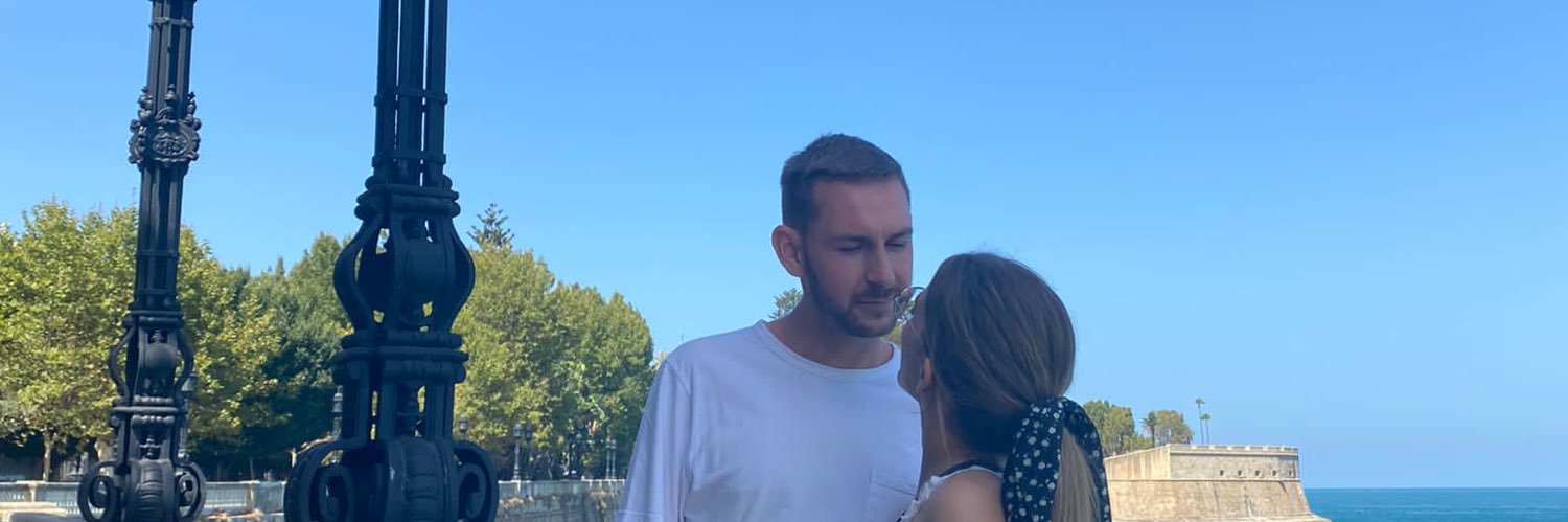 AlexxBurt's profile banner image
