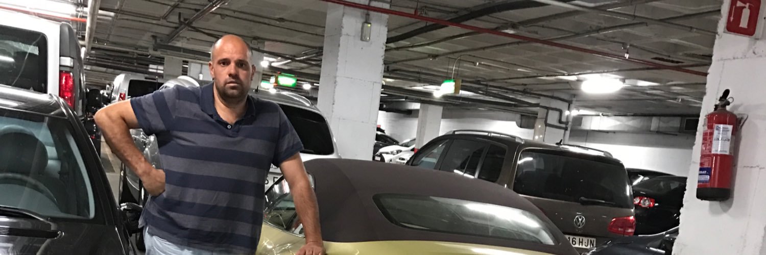 elbutron's profile banner image