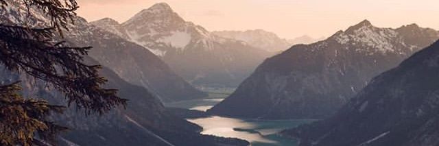 Manuazfe's profile banner image