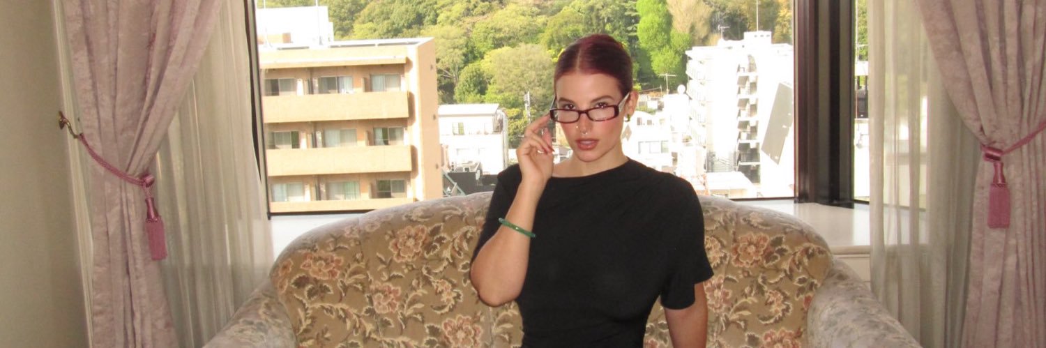 _Lady8's profile banner image