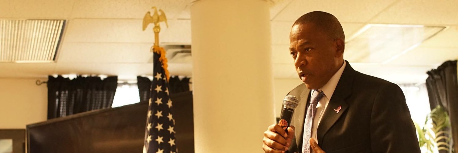 Dr. Lawrence Weekly banner