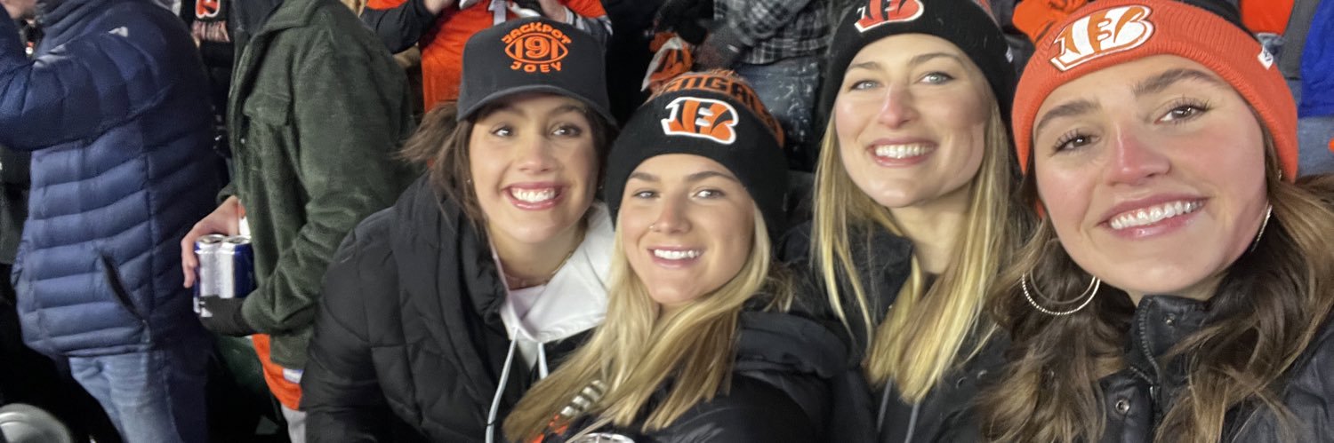 maddiesteg's profile banner image