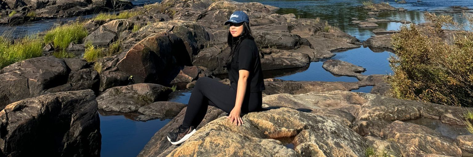 chinchenen's profile banner image