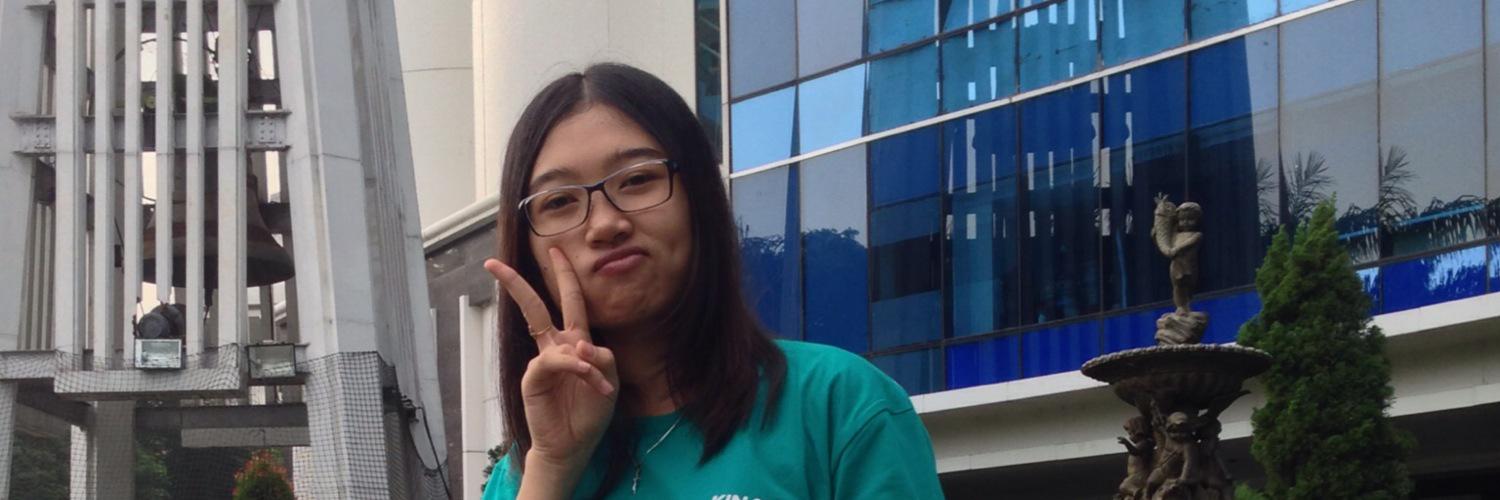 dechristin's profile banner image