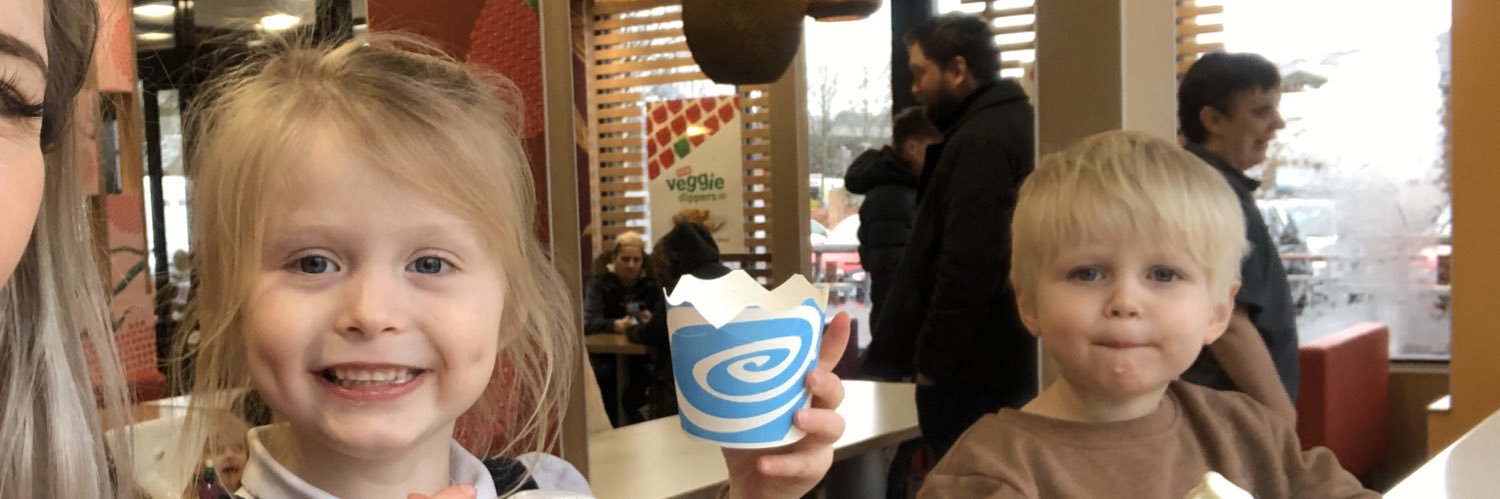 lucybham's profile banner image