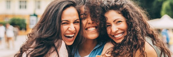 ExpatWomanDubai Profile Banner