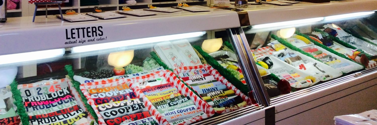 tshirtdeli's profile banner image