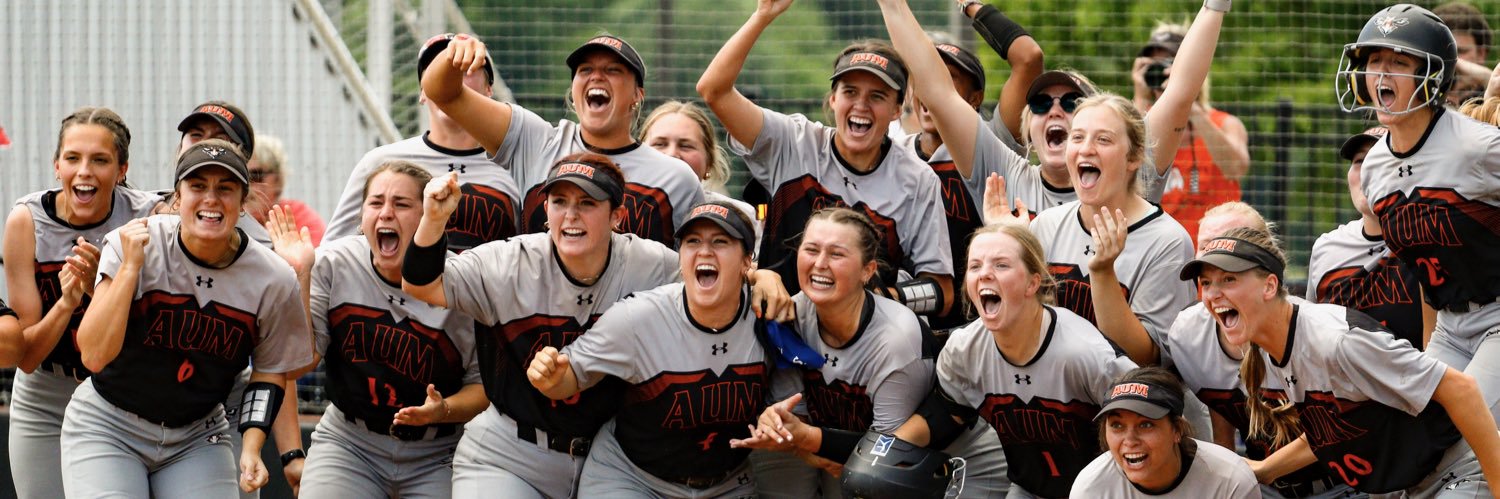 chloebaynes's profile banner image
