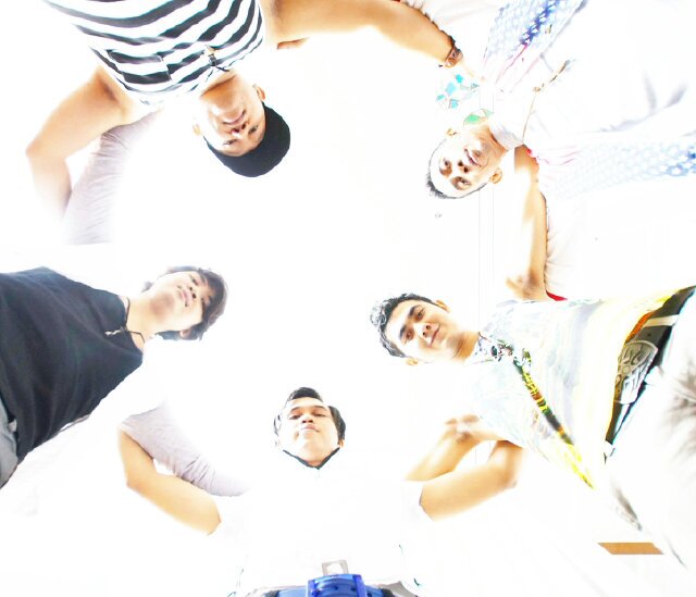 StatuzBand's profile banner image