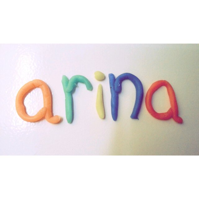 arinatresnaF's profile banner image