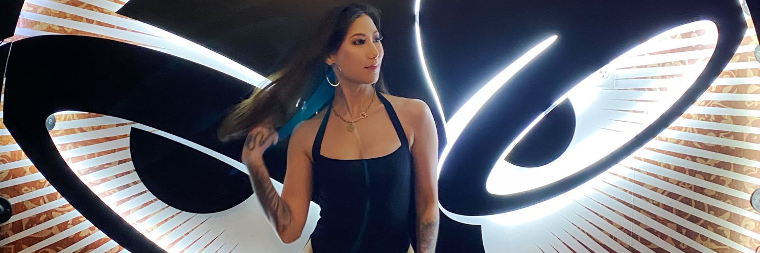 𝔖𝔥𝔩𝔬𝔴𝔪𝔬𝔧𝔬 | Twitch banner