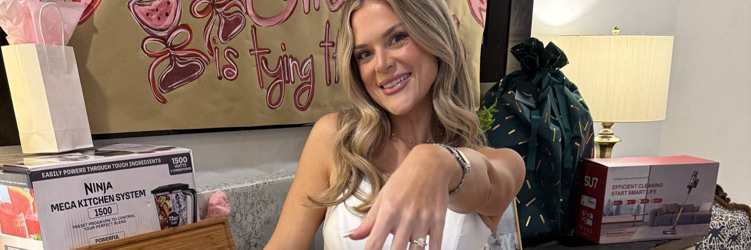 emilyyyeg's profile banner image