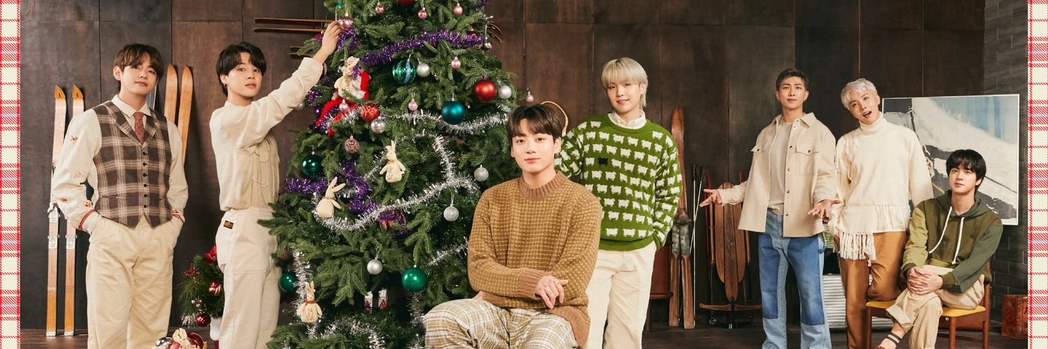 phoibee's profile banner image