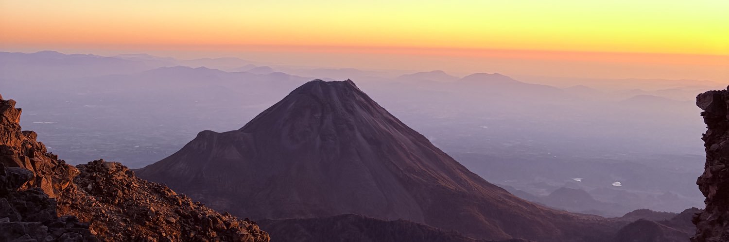 fatimabherrera's profile banner image