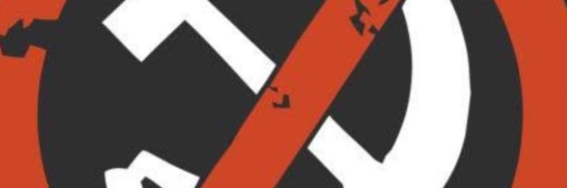 lesliew_ch's profile banner image
