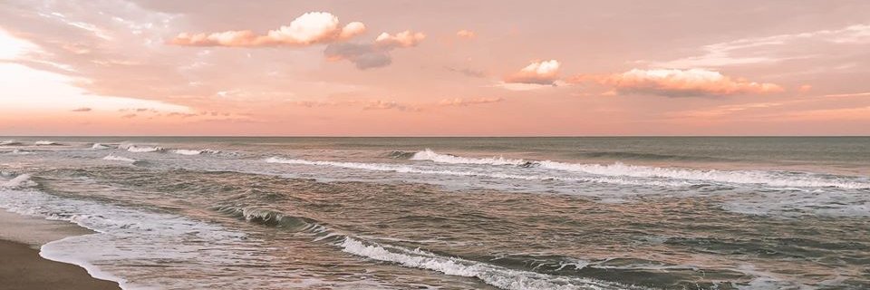 heymamamelia's profile banner image