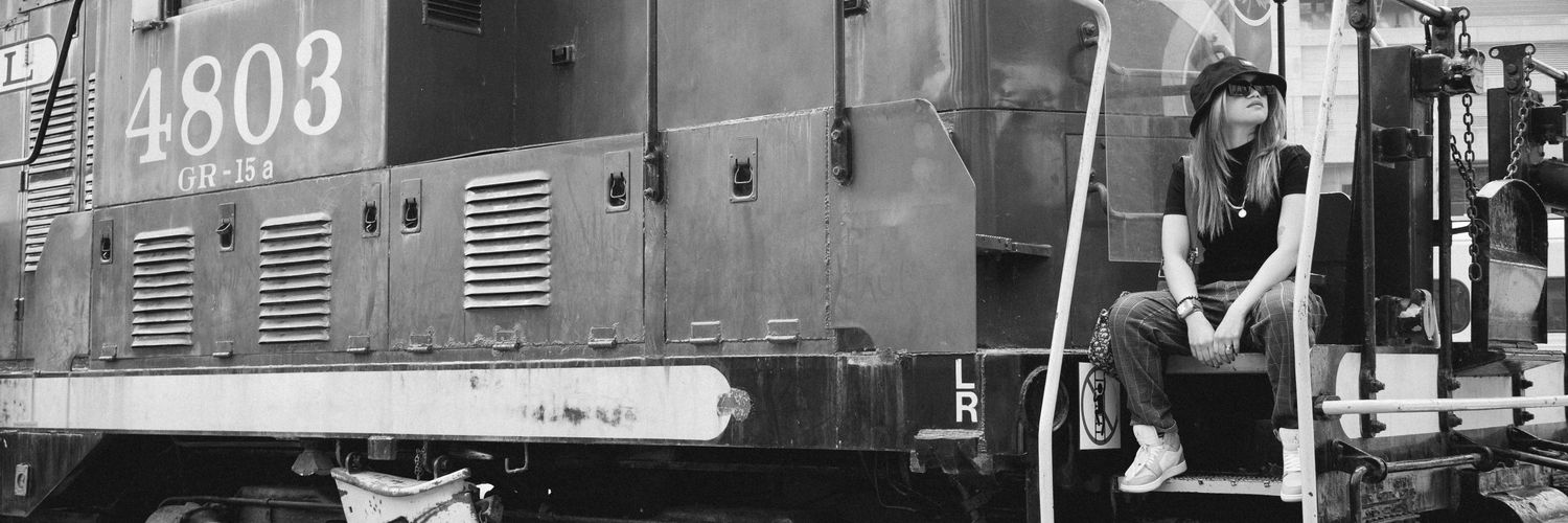 BelleReteo09's profile banner image