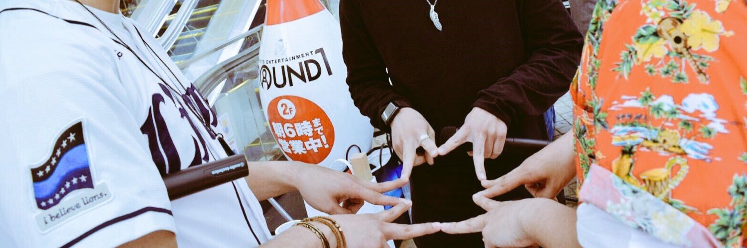 Na20150526's profile banner image