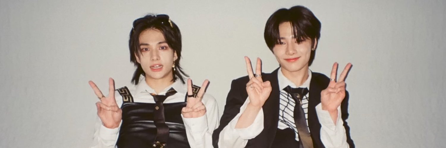 catyoonbi's profile banner image