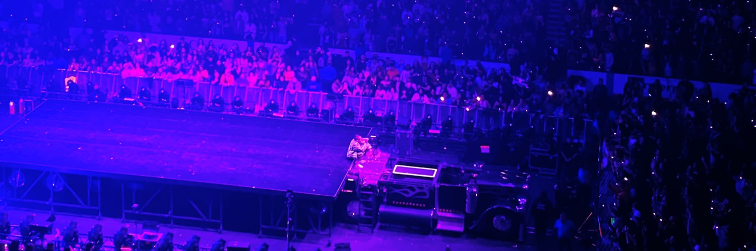 itsnidiam's profile banner image