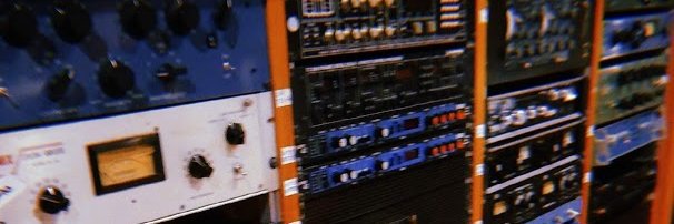 L A I V A 🌠 banner