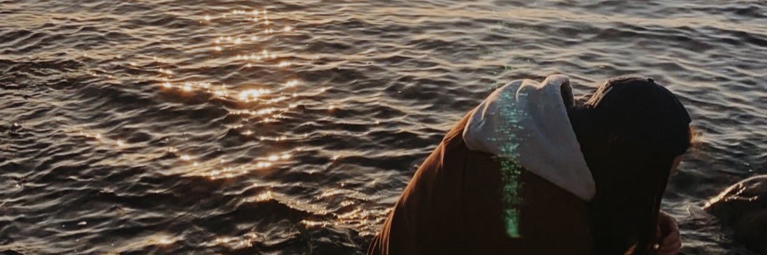 lauren_ruddle's profile banner image