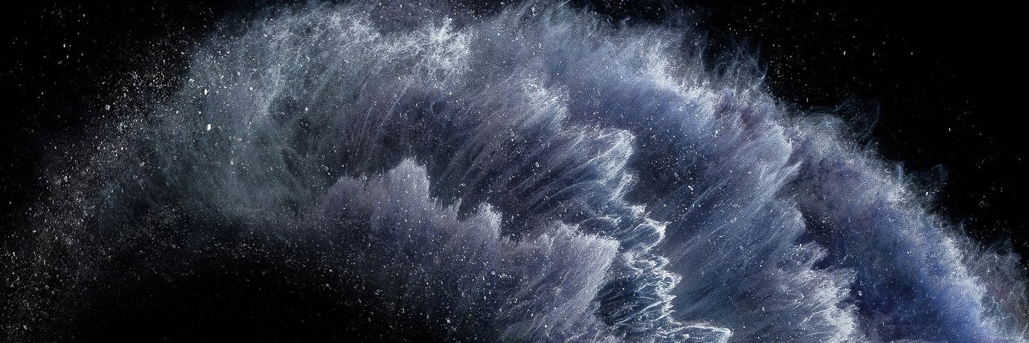 L i n n a 🍃 banner