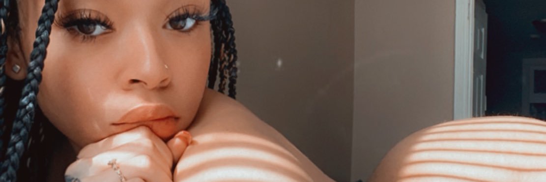 urwavy's profile banner image