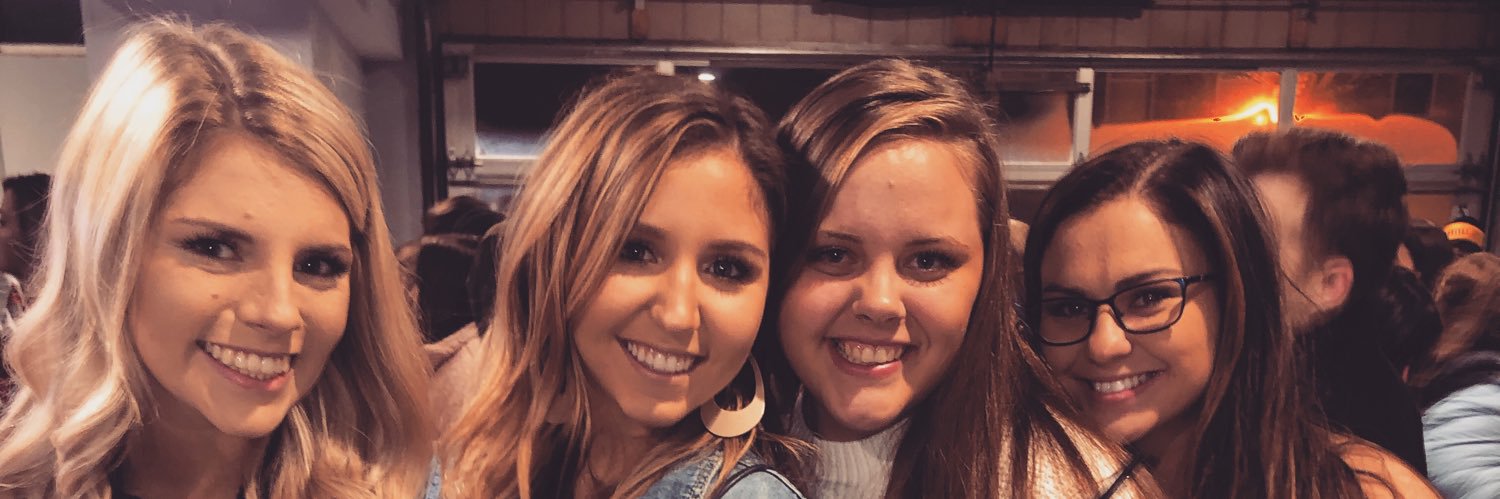 MaKenzieT16's profile banner image