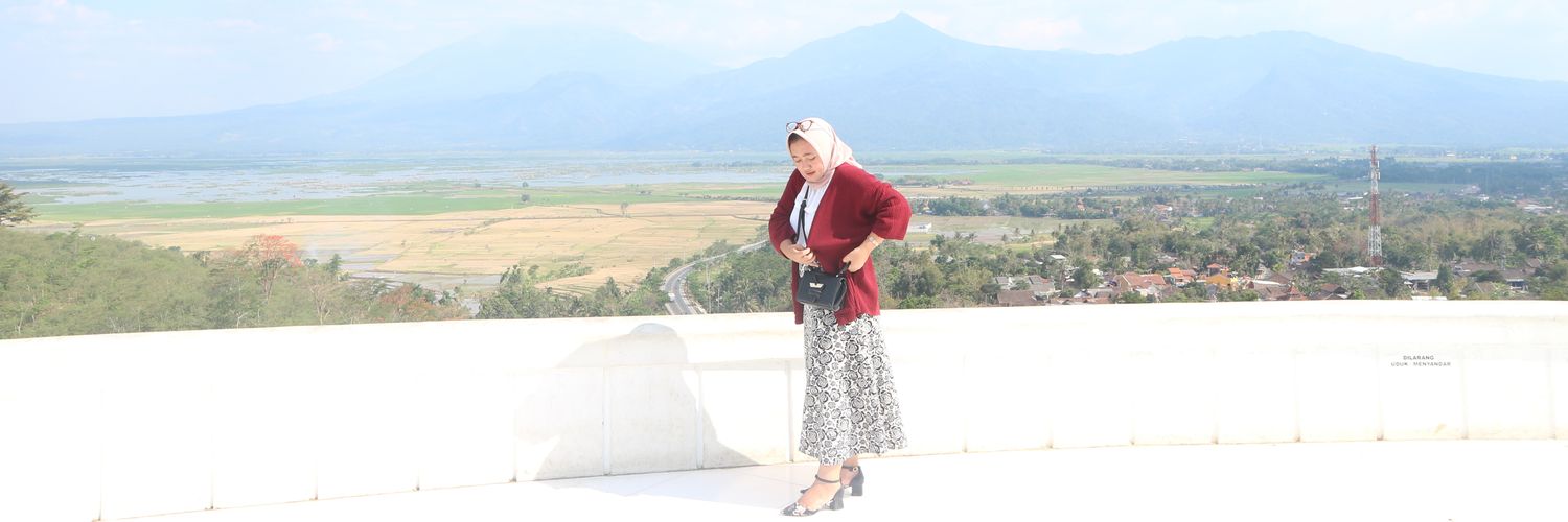 angestiara's profile banner image