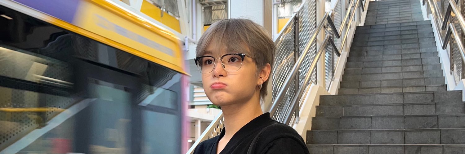 mayneeeeeeya's profile banner image