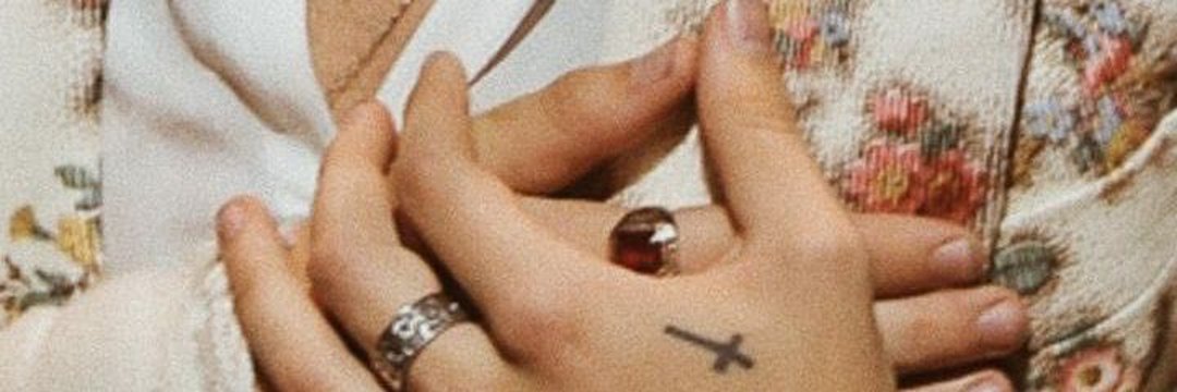 ghinajdalily's profile banner image