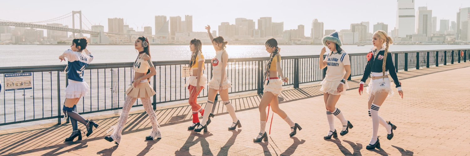seven/7 banner