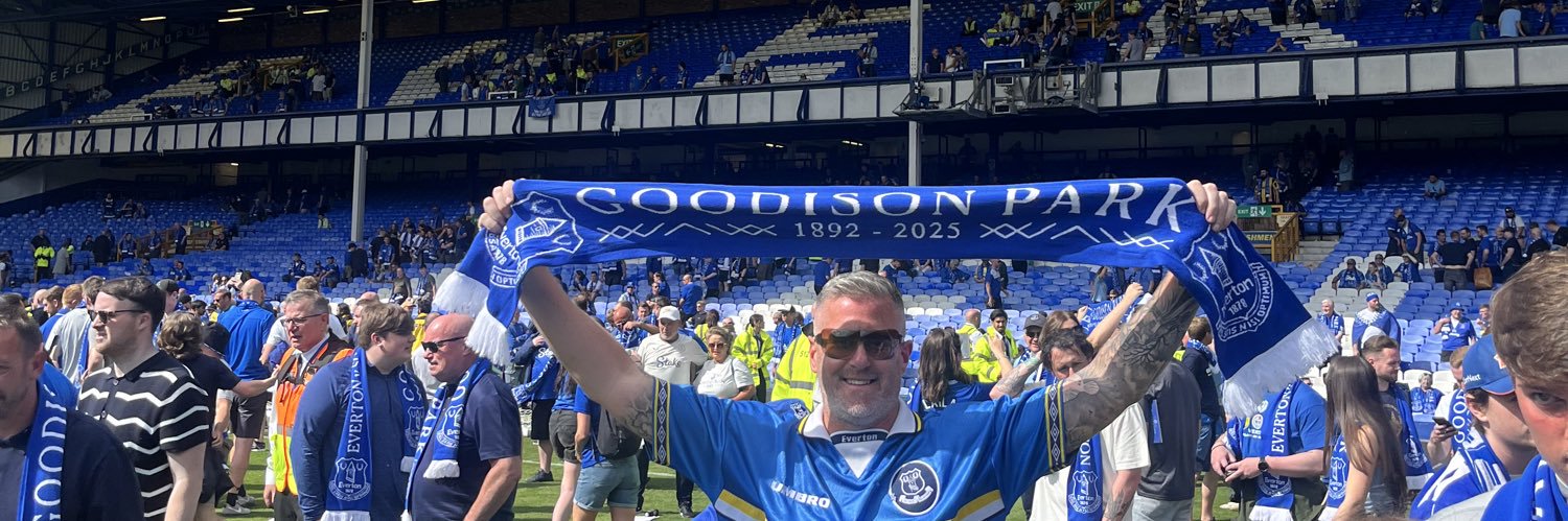 Andy Roberts banner
