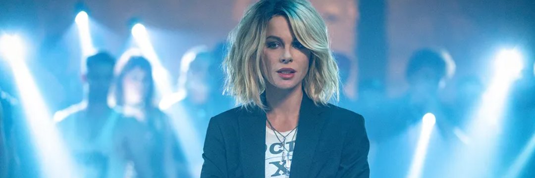 Lindy Toretto. Parody. banner