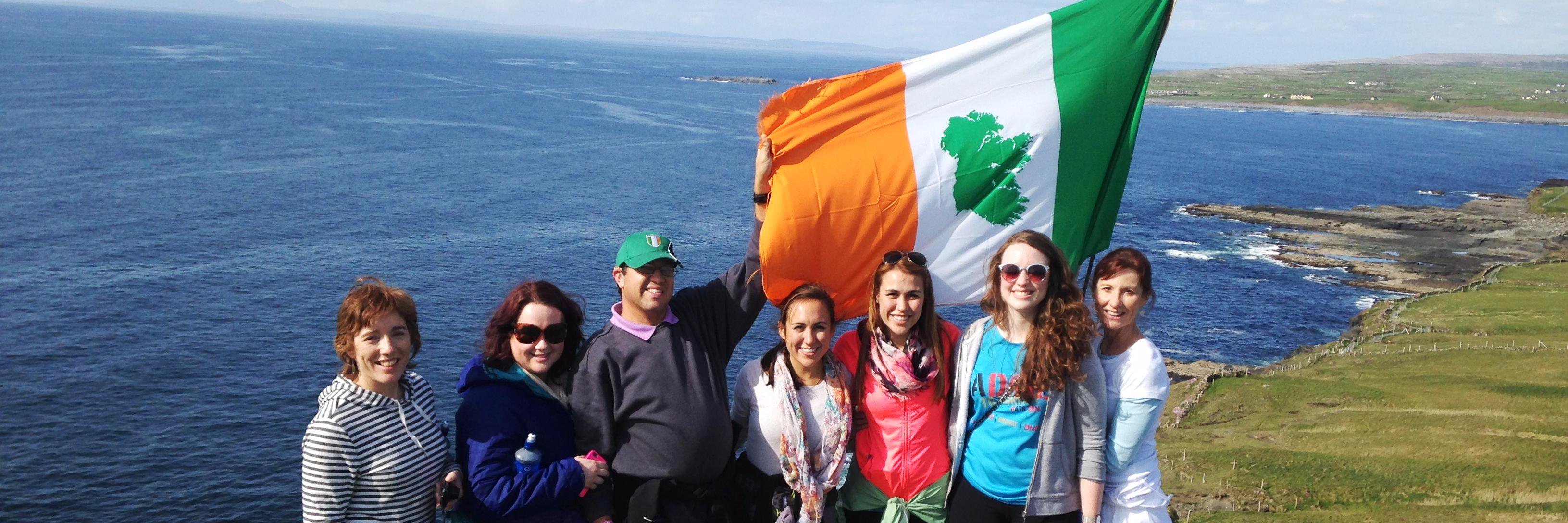 luckoflisa's profile banner image