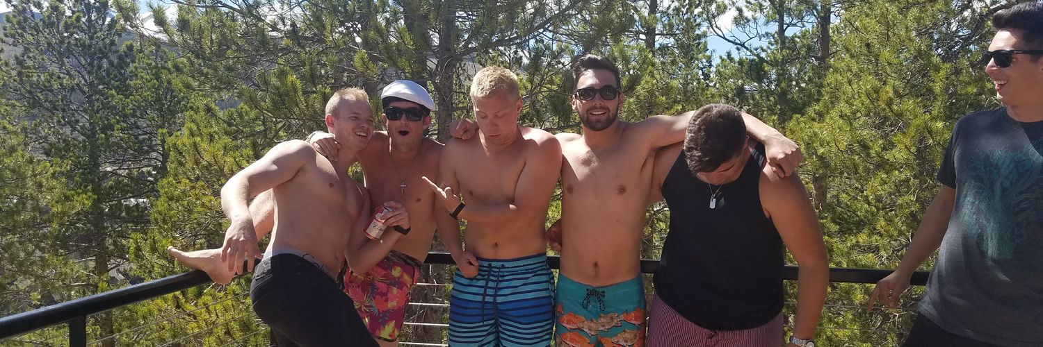 T_brown10's profile banner image