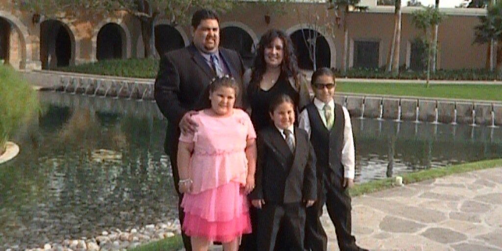 Val_Gomez's profile banner image