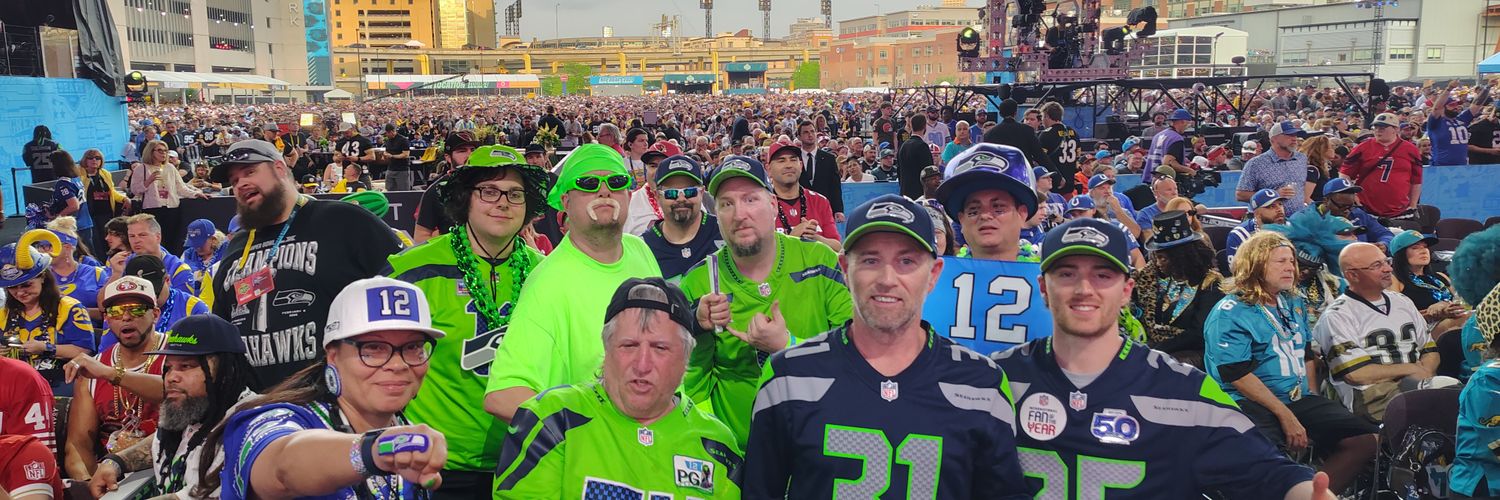 UHawkFan12's profile banner image